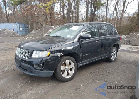 2012 Jeep Compass Latitude z USA, uszkodzony, nr VIN 1C4NJDEB6CD633099